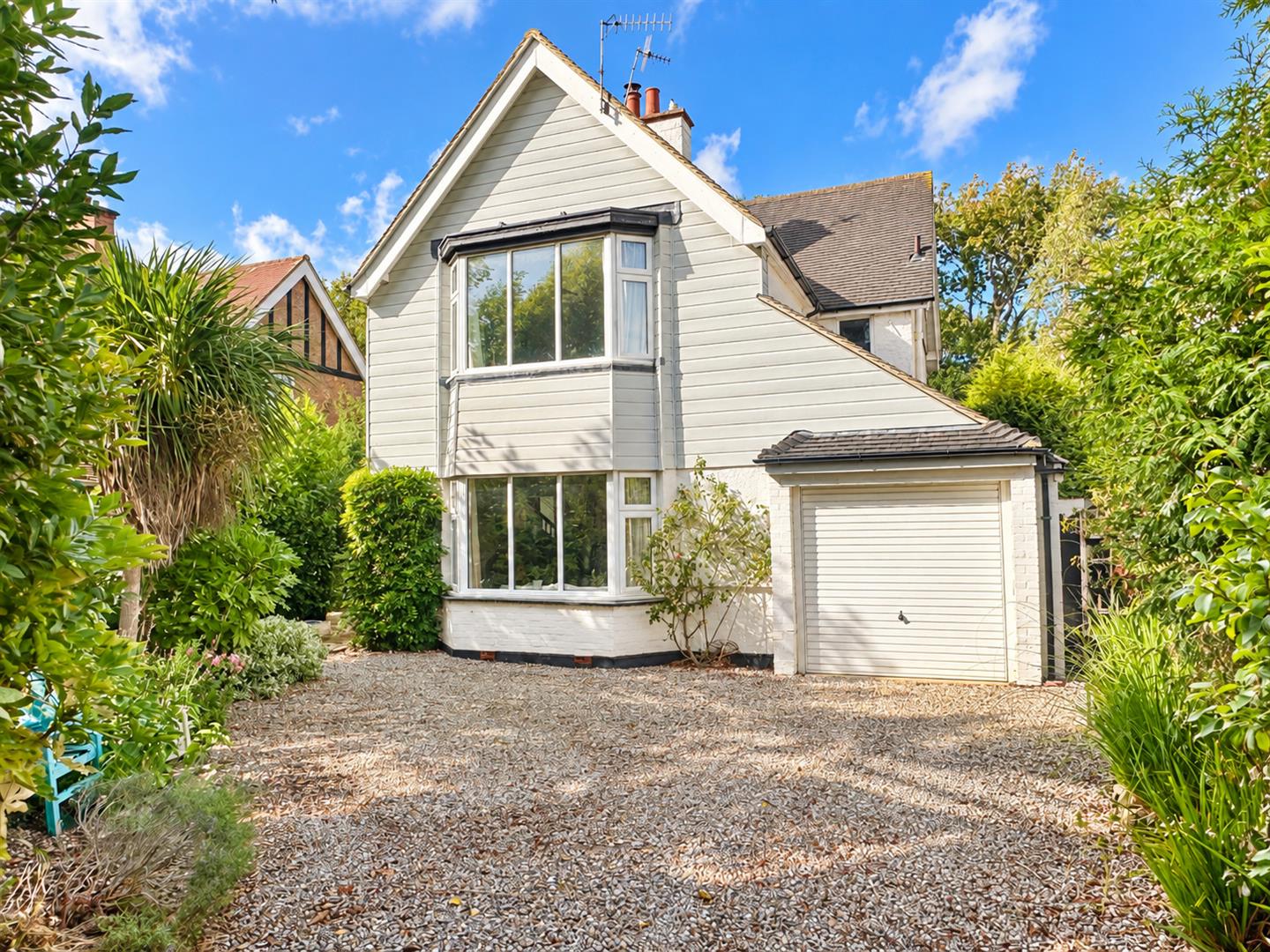 Cooden Drive, Bexhill-On-Sea